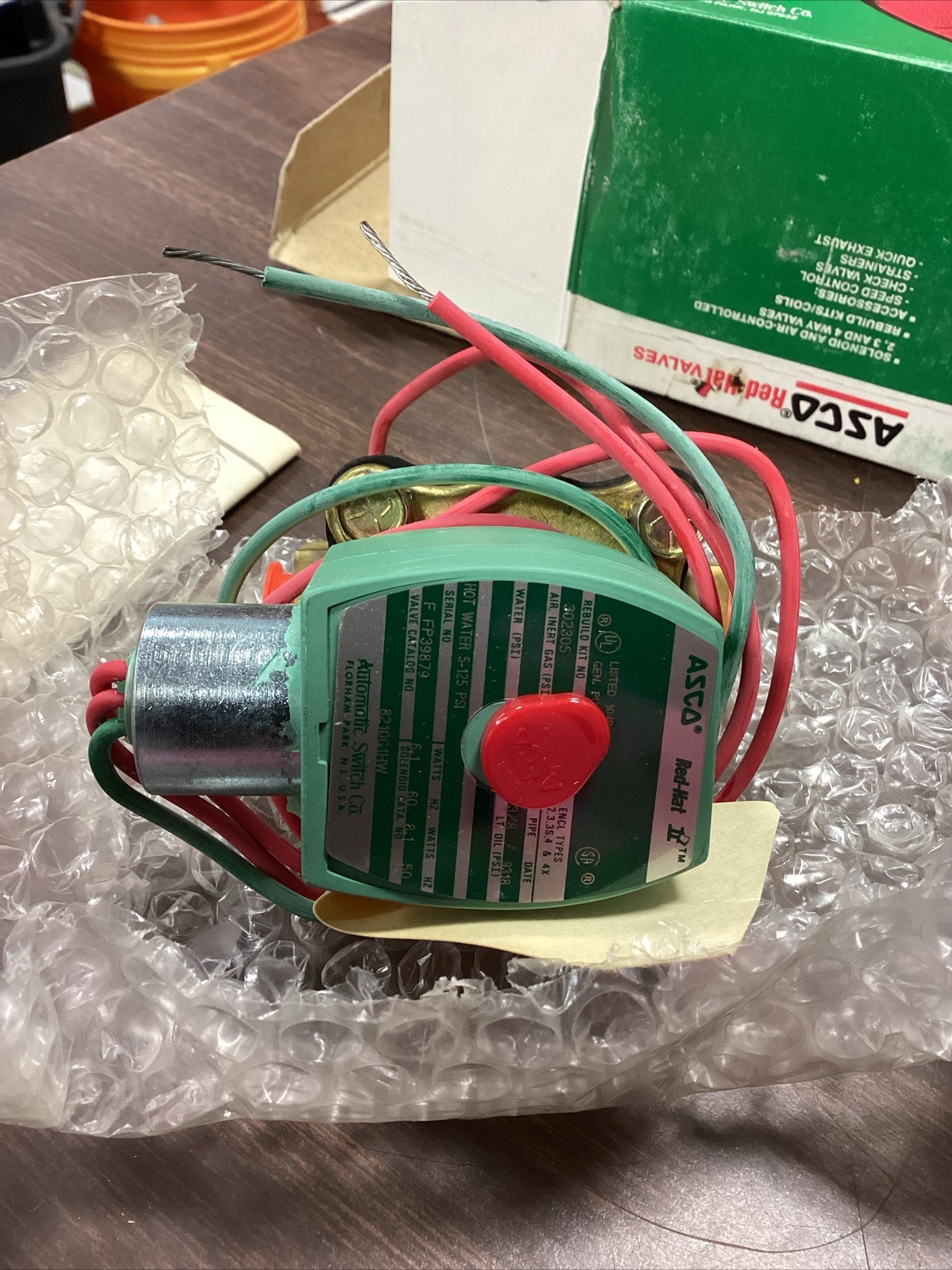 ASCO Red Hat Valves 8210G1HW FFP39879 12060, 100/50 NEW!!