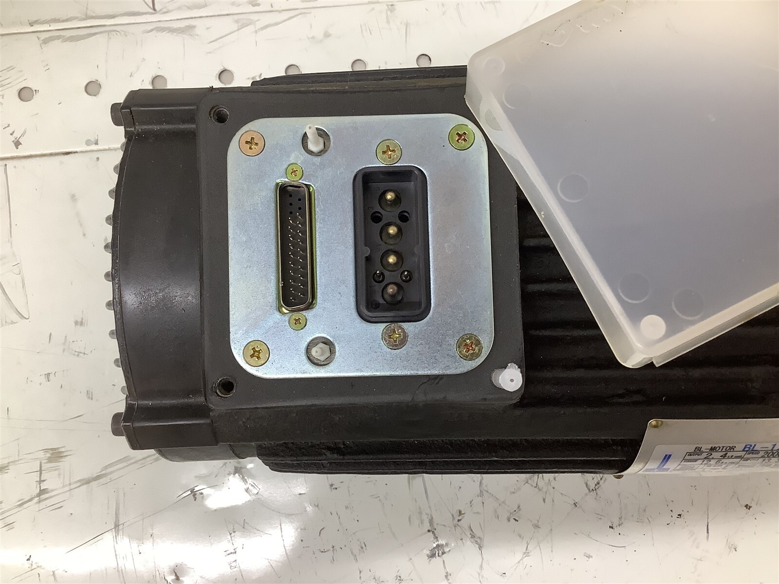 Okuma BL-120E-20T 2.4kW 164V 2000 RPM 4Pole 3PH 67Hz