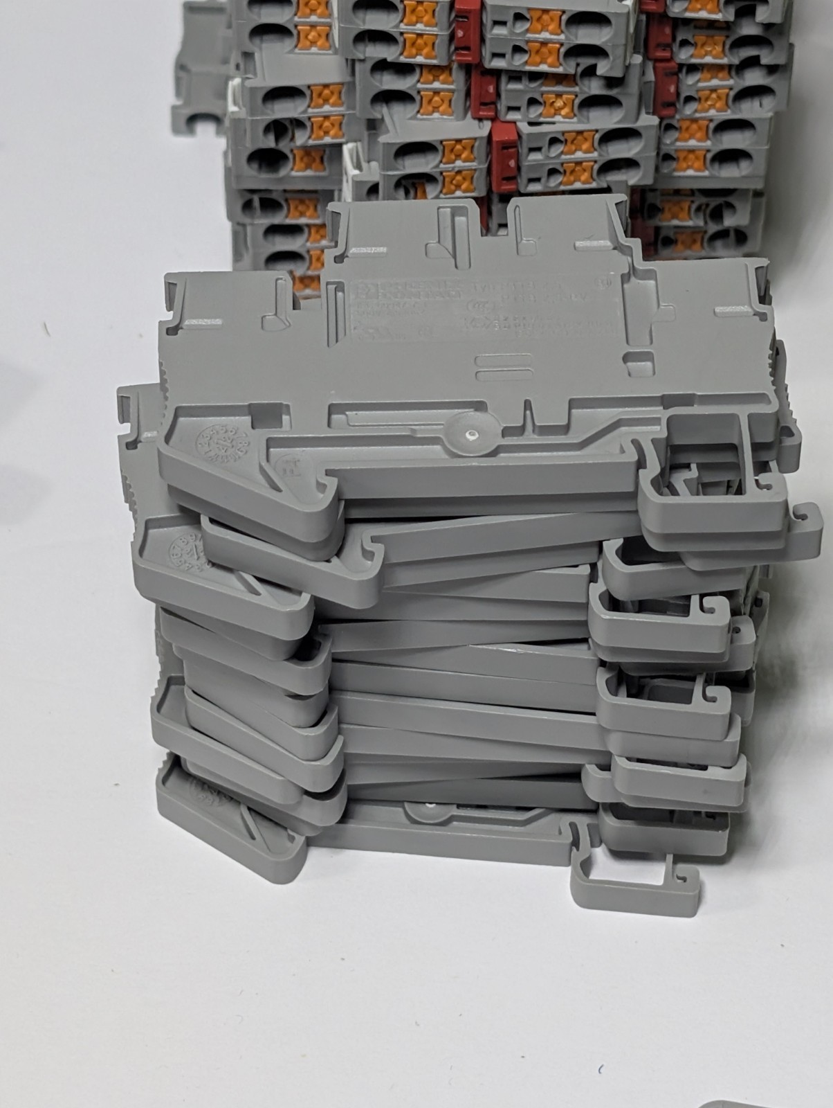 NEW MIXED LOT EATON / PHOENIX CONTACT DIN RAIL TERMINAL BLOCKS + END COVERS