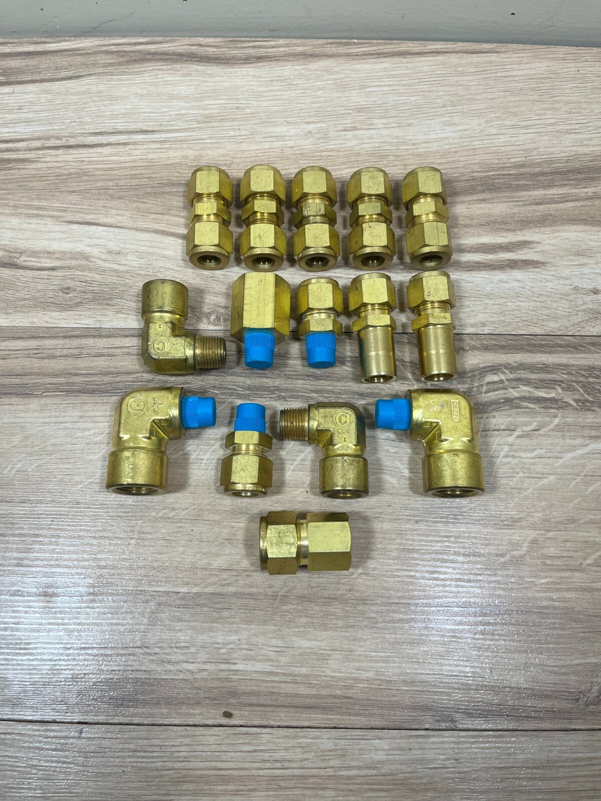 15- SWAGELOK & CAJON B-1010- 5/8 BRASS FITTINGS – OPEN BOX SPECIAL