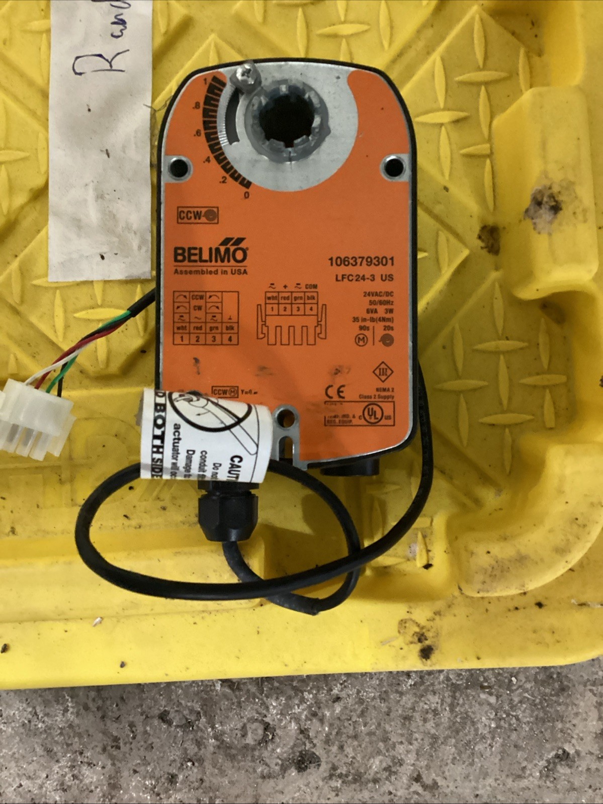 Belimo LF24 US Damper Actuator 24V 35 in-lb Spring Return Fail-Safe On/Off Used