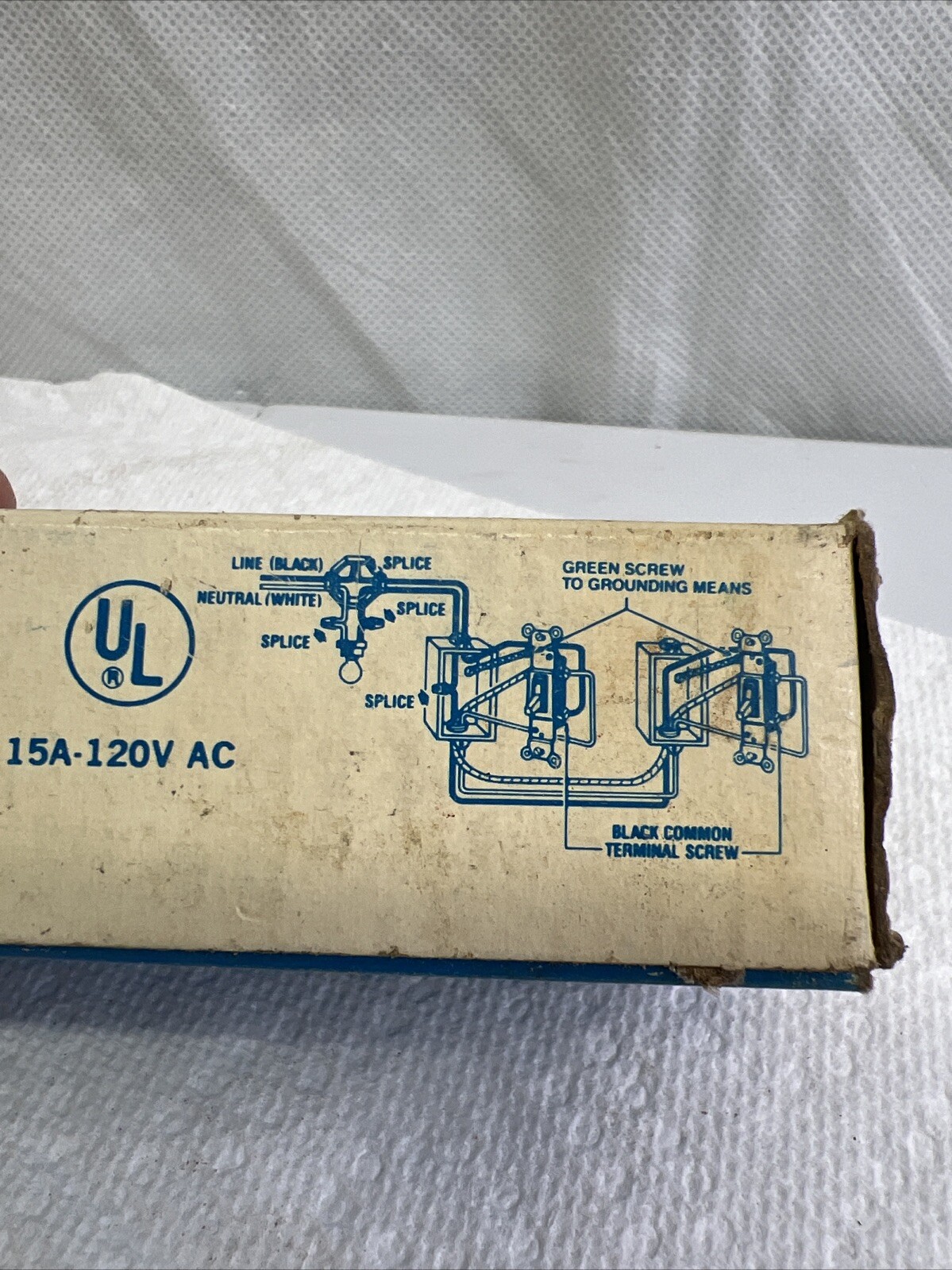 Leviton 1453-2WS 3-Way 15 Amp Quite Toggle Switch with Ground – White