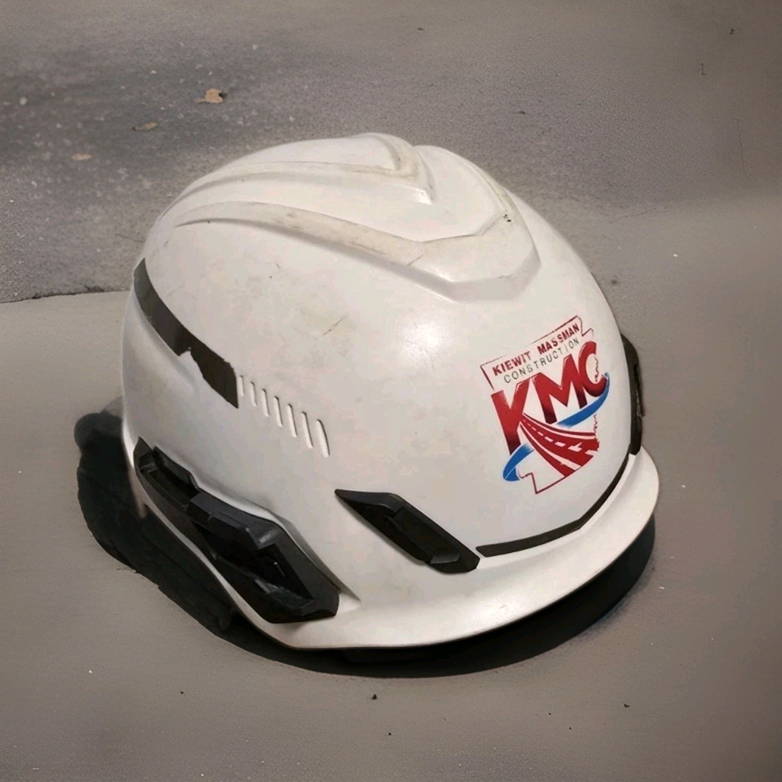 MSA V-Gard H1 Safety Helmet