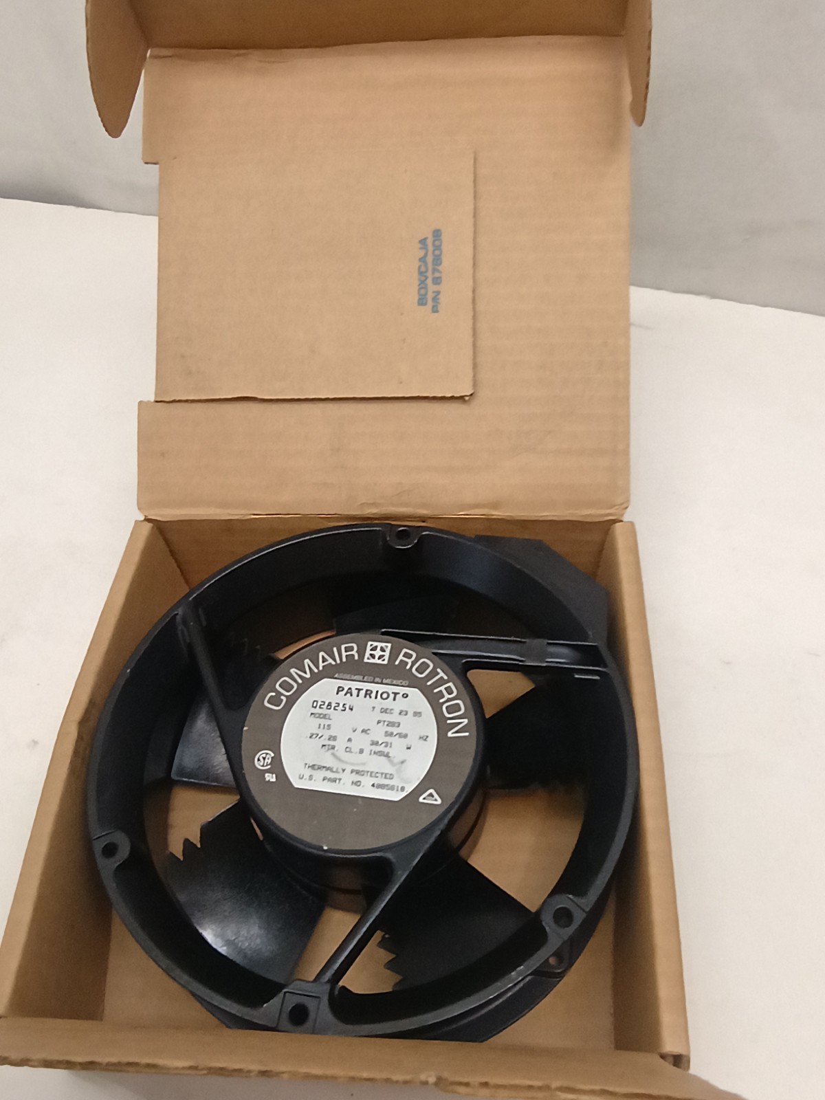 Comair Rotron Patriot PT2B3 028254 19028254A 115VAC 235CFM 172mm Fan NOS