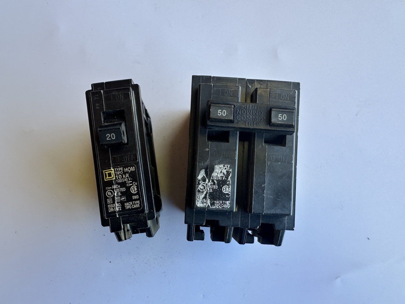 LOT OF 2* Square D HOM250 Circuit Breaker 50 Amp 2-Pole & 1-Pole 20 Amp