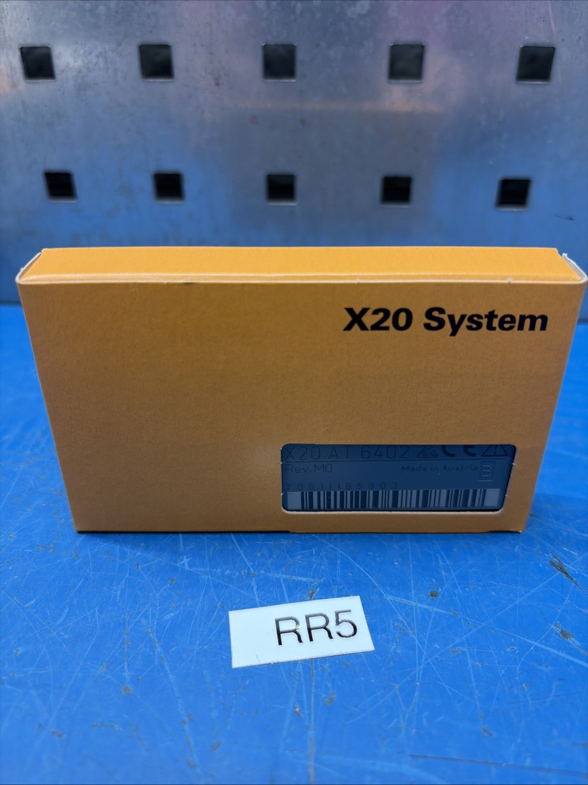 New Genuine B & R X20-AT-6402 B & R 16-Bit Input Module X20AT6402 NIB Fast Ship
