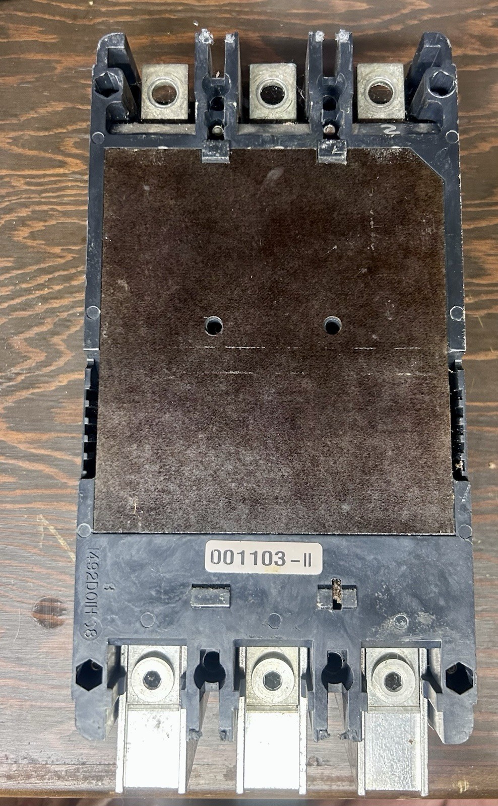 Cutler Hammer DK3400KZ02 400A 3 Pole Molded Case Breaker/Switch 240V Used