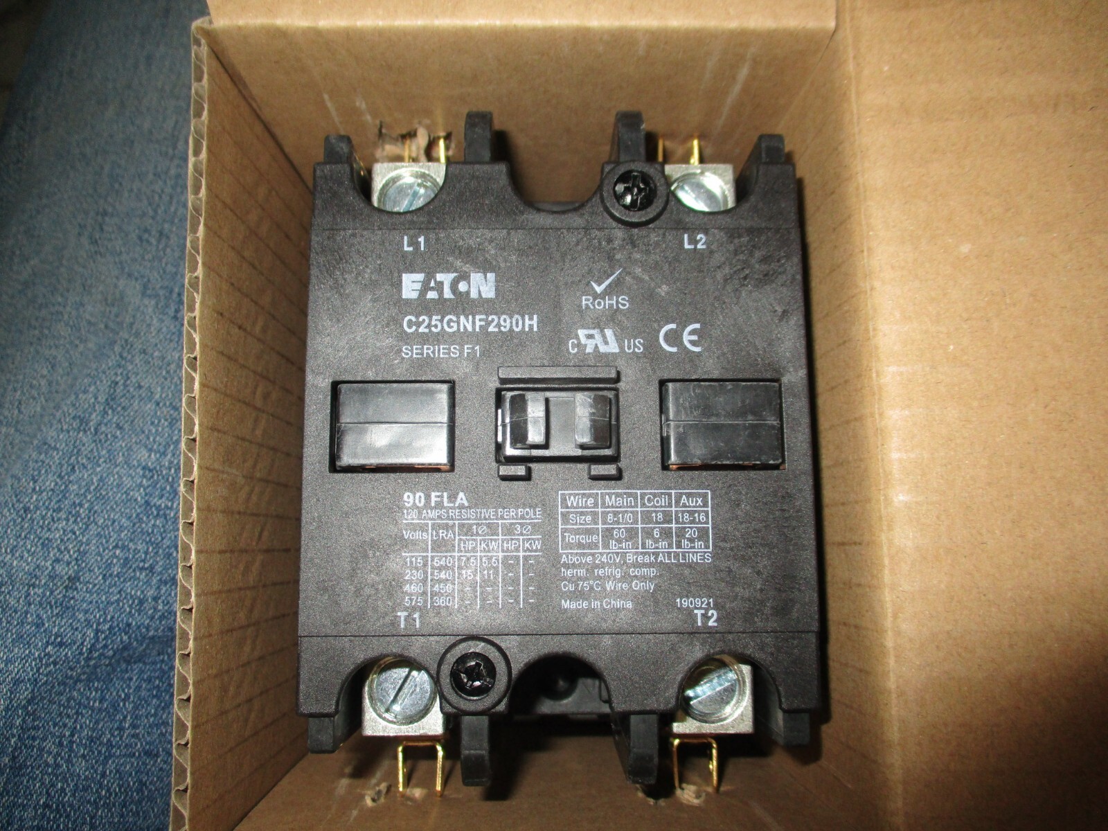 Eaton C25GNF290H Definite Purpose Contactor 2P 90A 600V, 277V Coil New in Box