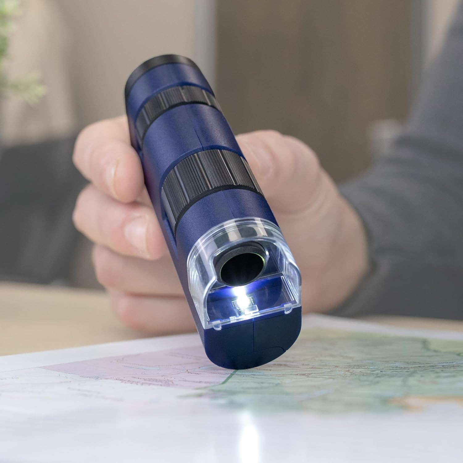 Pocket Micro 20X-60X LED Pocket Microscope Handheld STEM Toy (MM-450)