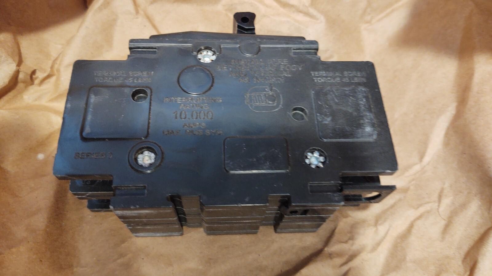 Lennox 72K07 Circuit Breaker 2 Pole 35A 120/240V Common Trip