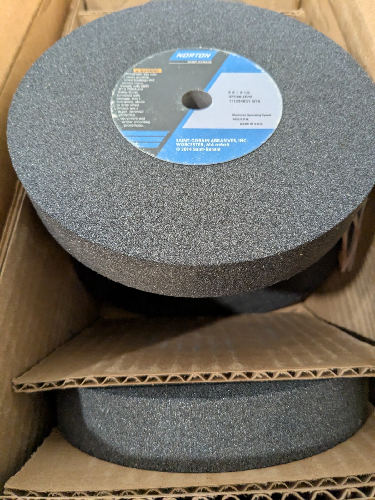 Norton Surface Grinding Wheel 6″ x 1″ x 1/2″ 80G Qty 8 66252803225
