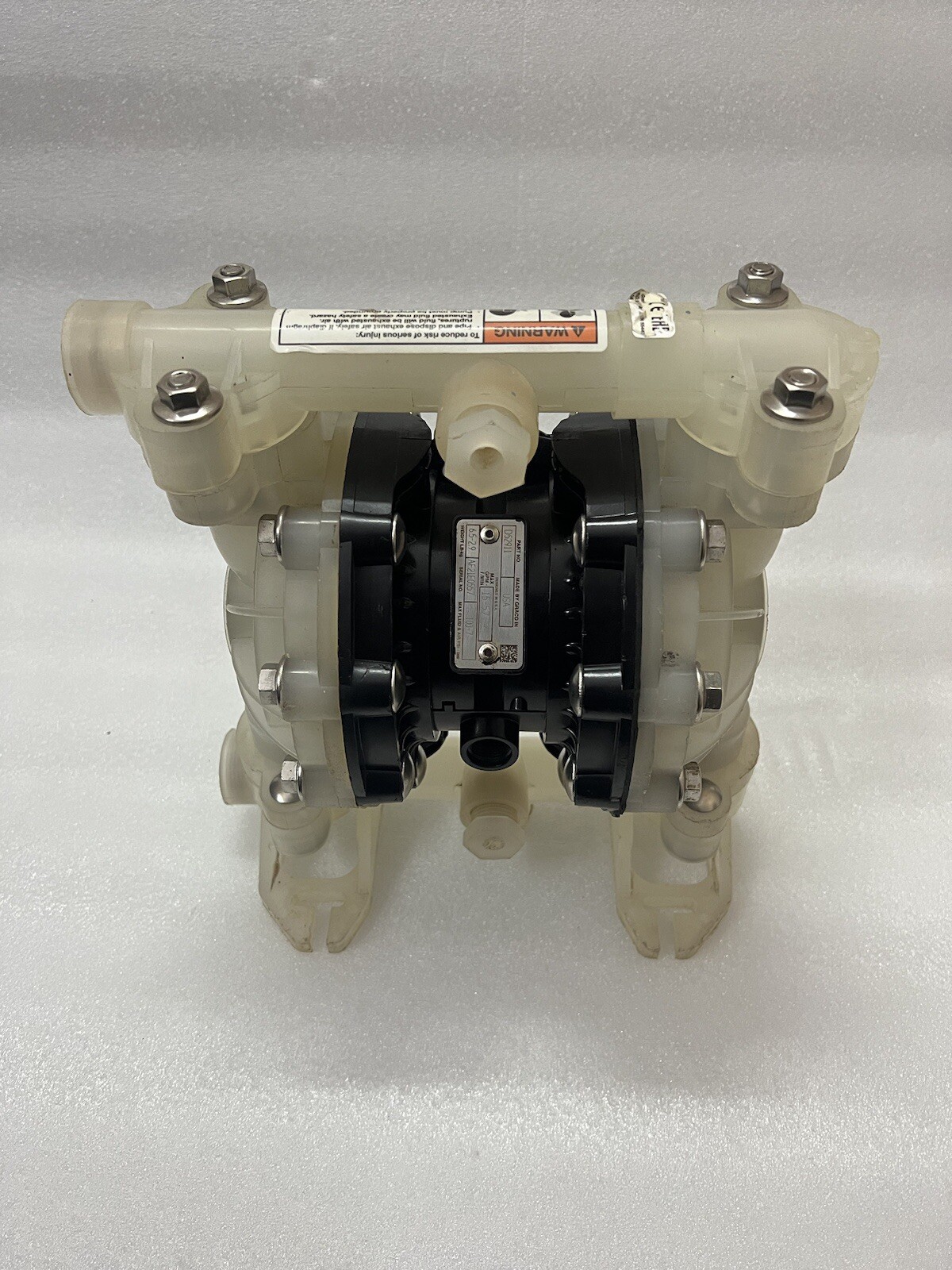 GRACO HUSKY 555 D52911 DOUBLE DIAPHRAGM PUMP MAX GMP 15–57(BASE BROKEN)