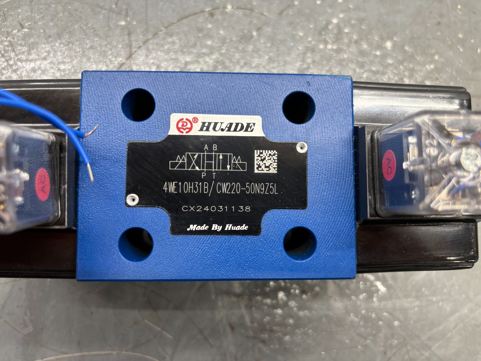 Huade / 4WE10H31B – CW220-50N9Z5L / Hydraulic valve