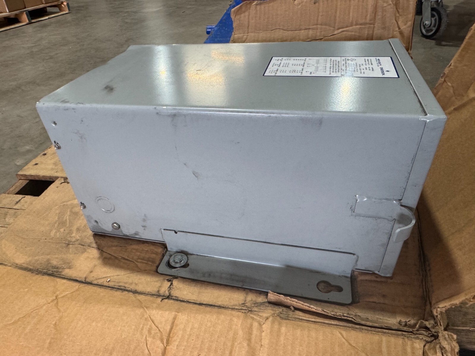 SolaHD Transformer HSP5F5AS 5KVA 240X480-120/240 SS ANSI 61 NEW
