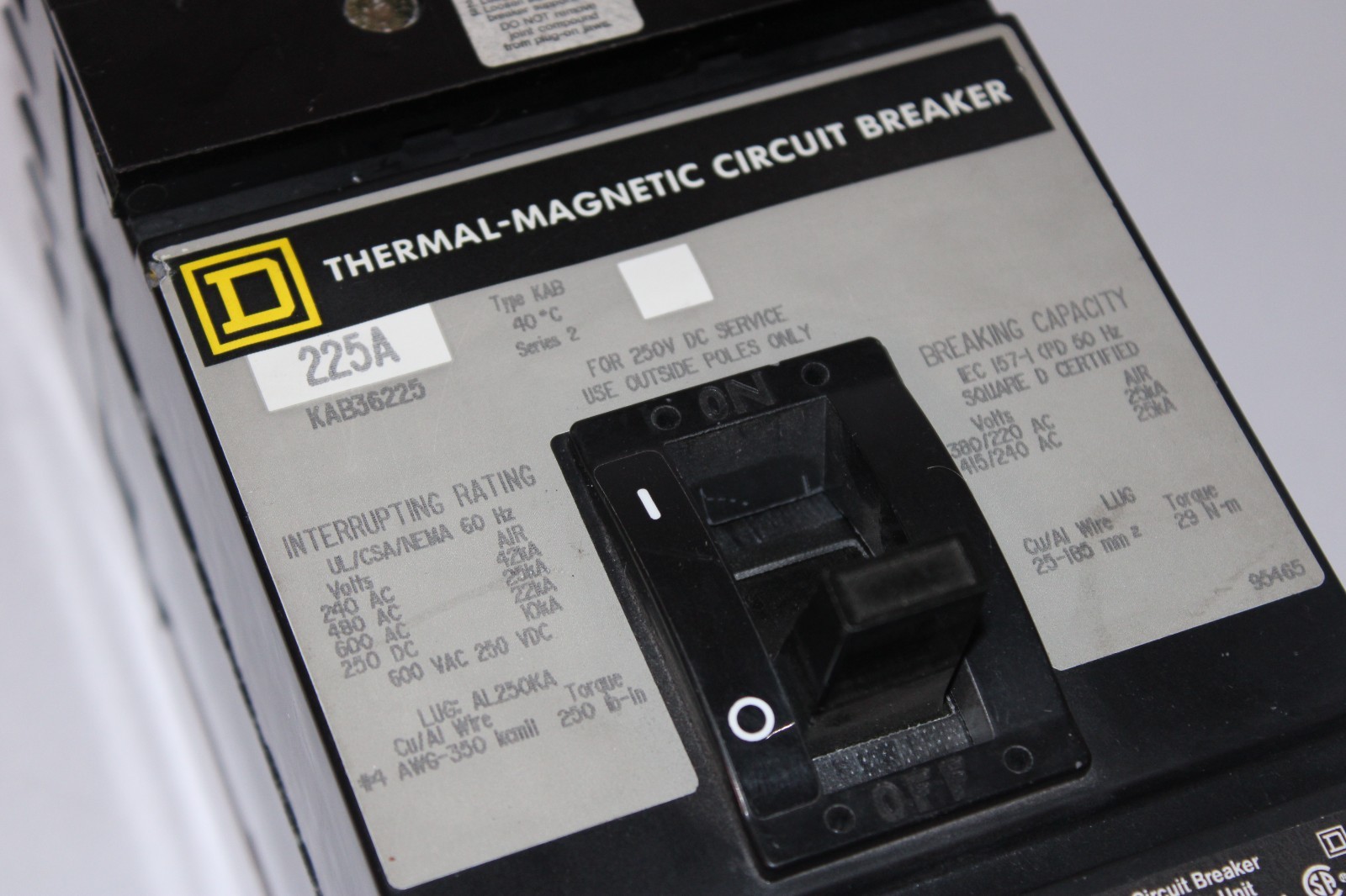 Square D KAB36225 225A 3 Pole 600V Thermal Magnetic Circuit Breaker