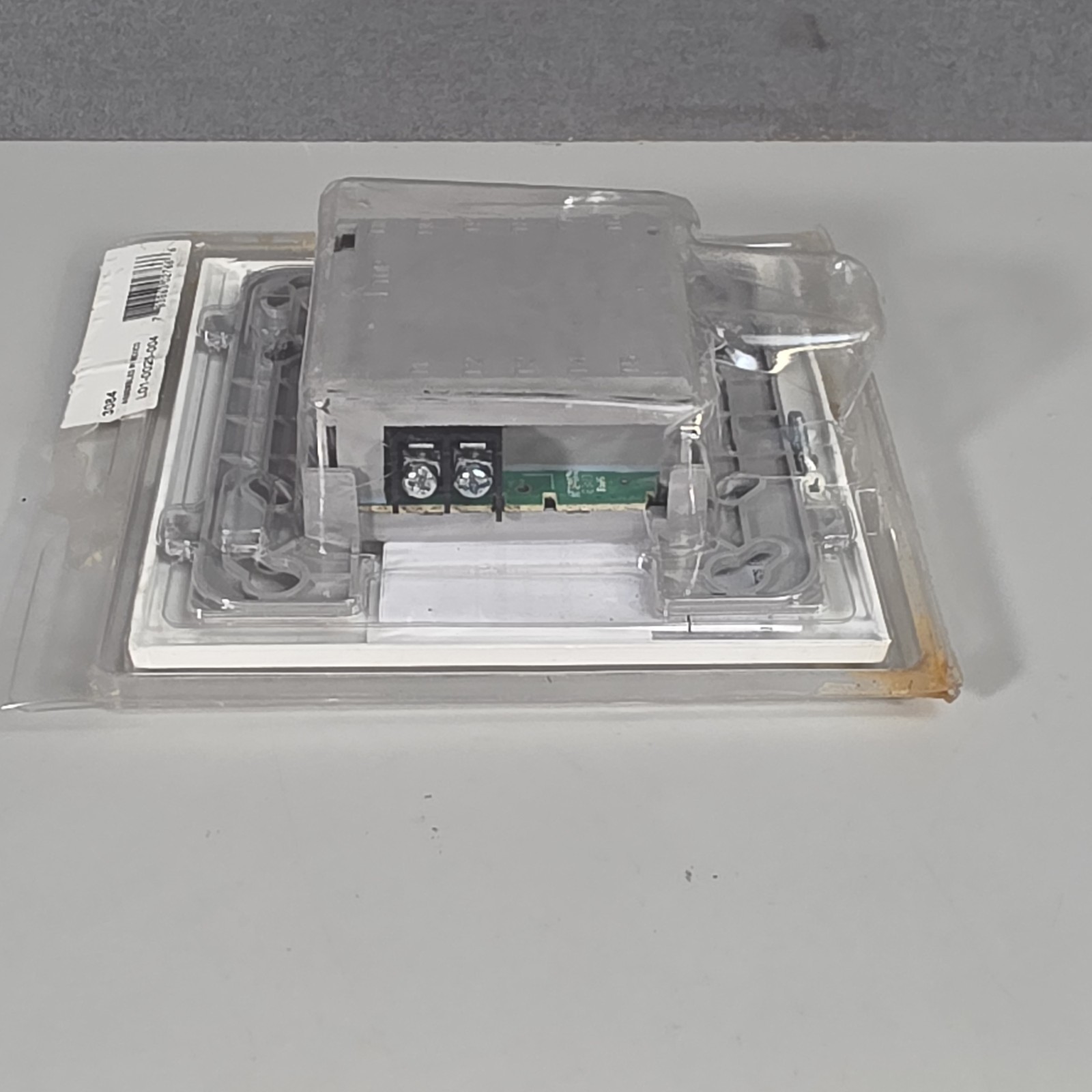 Honeywell IDP-MONITOR Farenhyt Series Addressable Input Monitor Module on Plate