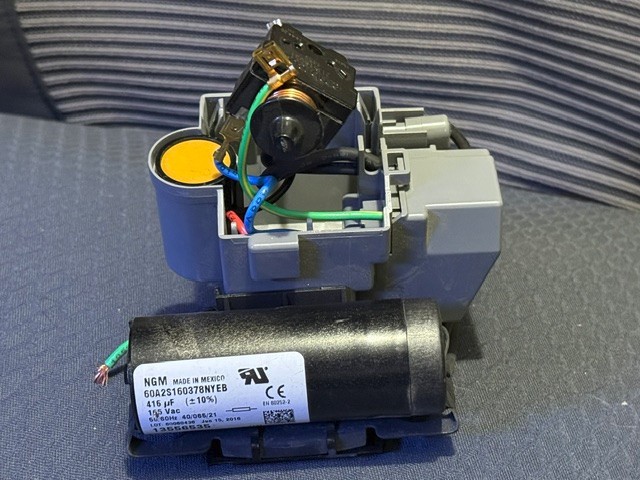 EMBRACO 115V RELAY, OVERLOAD, CAPACITOR, COVER, STARTER PACK