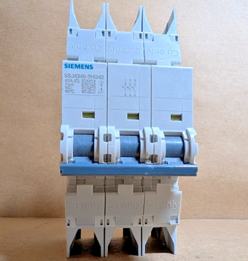 Siemens 5SJ4340-7HG Miniature Circuit Breaker, 3P, 40A, 400V (New NB)