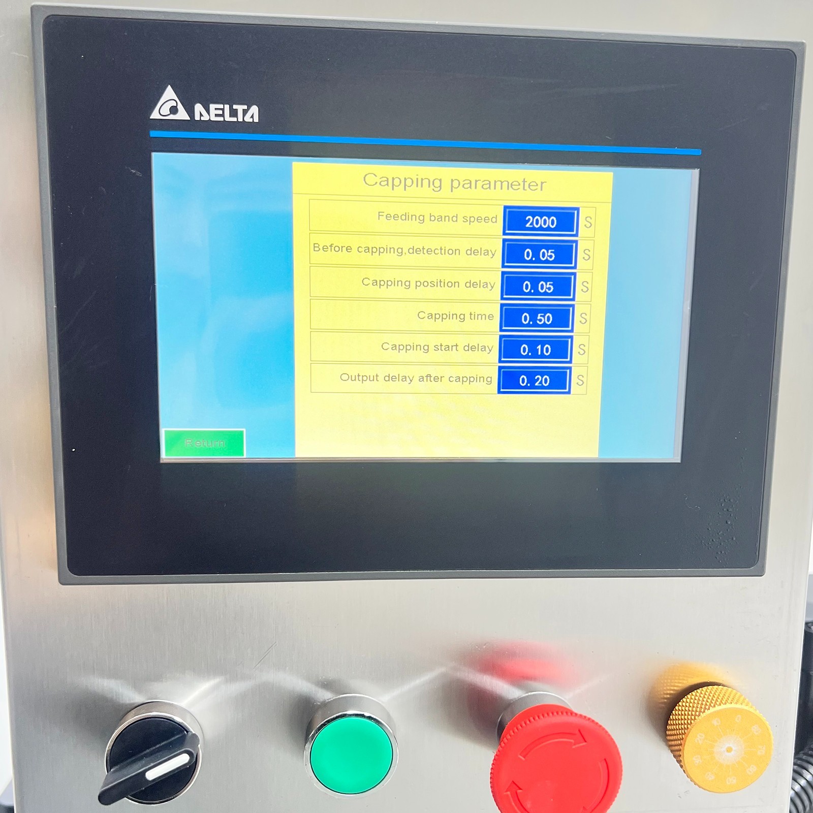 Automatic Conveyor Capping Machine for Assembly Line 0.78-4.72in Bottle Dia.