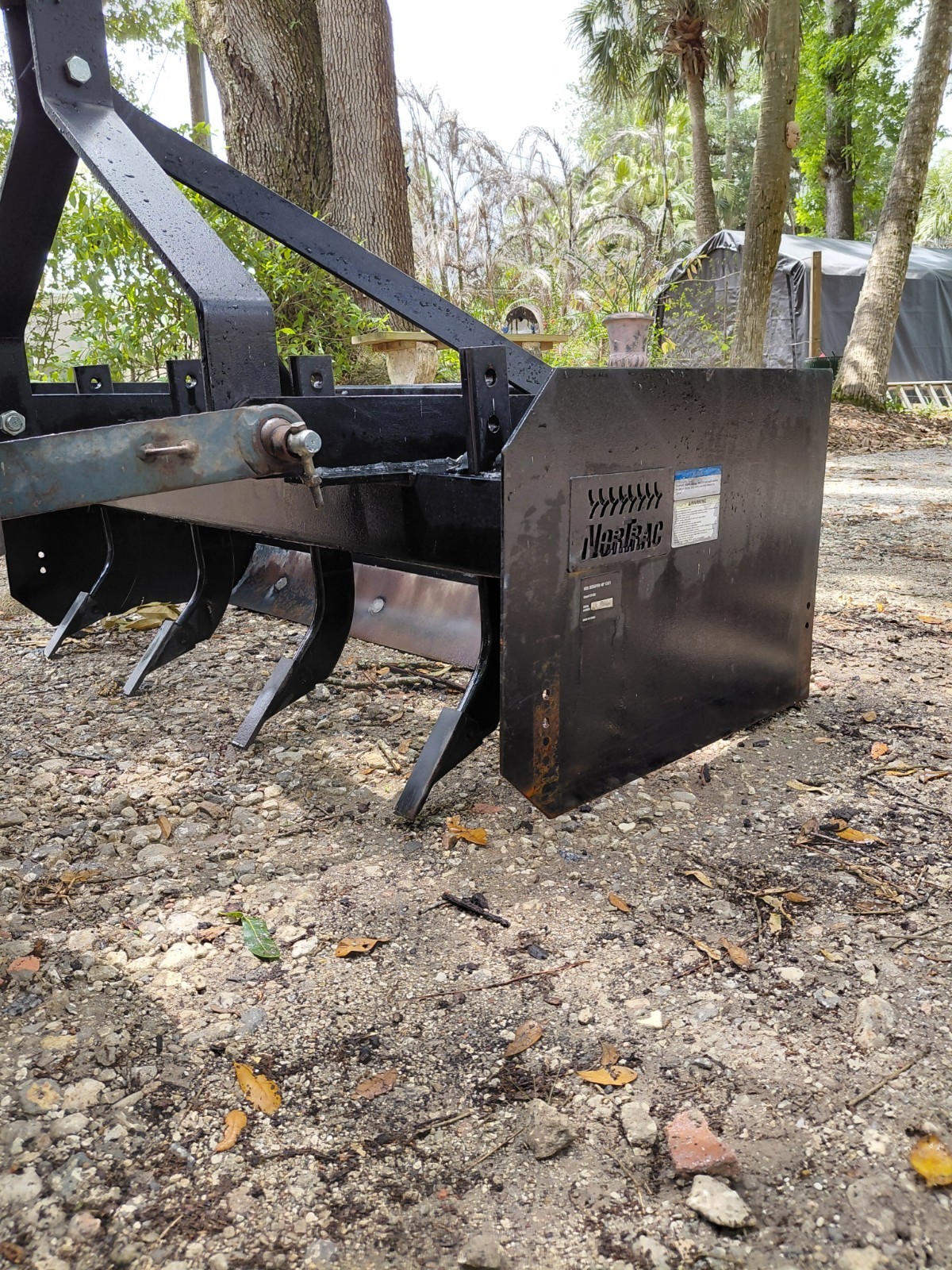 Box Blade/Scraper 48 in. Cat. 1, 3-pt. Hitch, 4 Rippers, NorTrac Brand w/Manual
