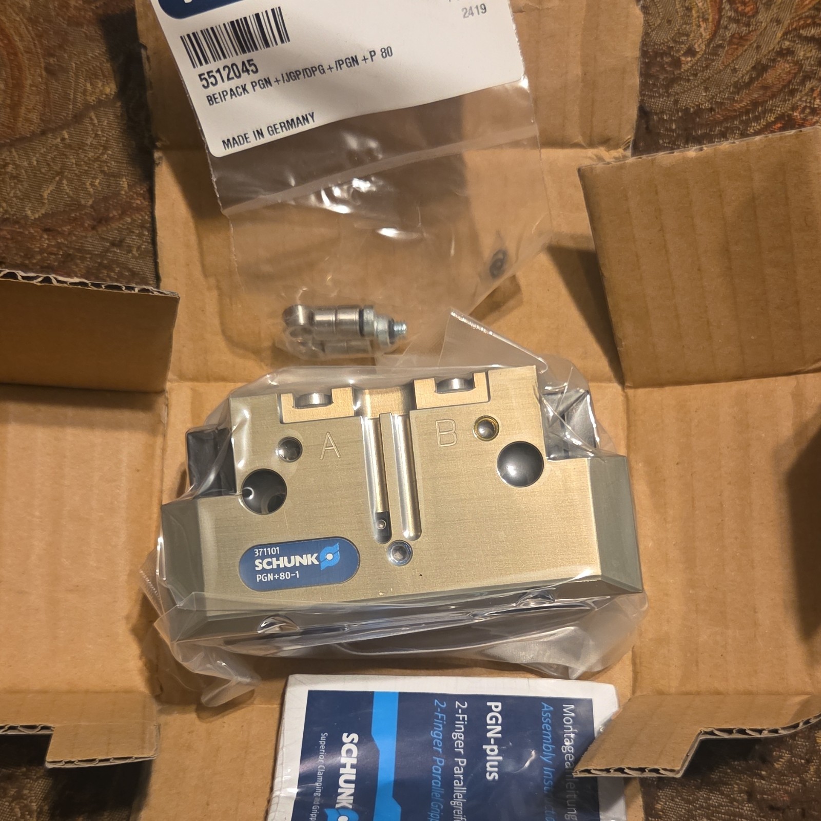 SCHUNK PGN+80-1 Universal Gripper Pneumatic Universal Gripper 371101
