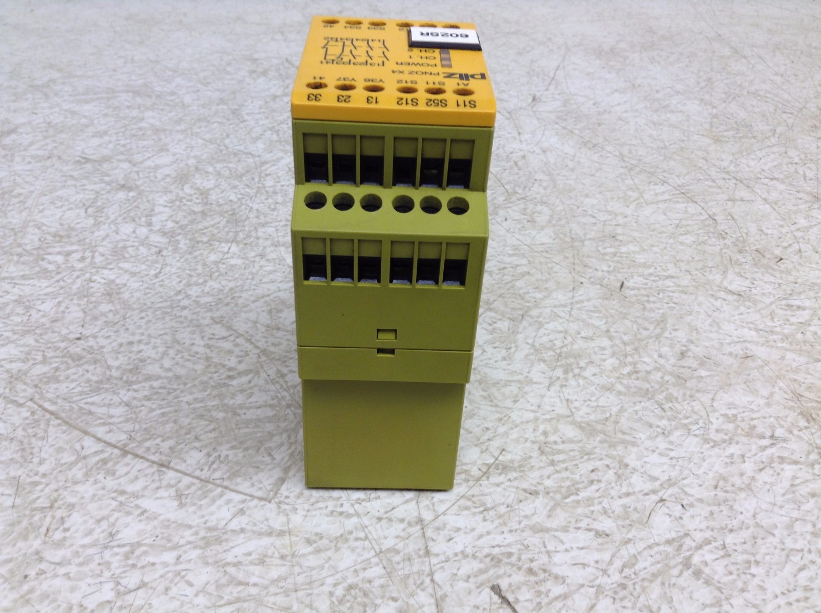 Pilz PNOZ X4 24VDC 3n/o 1n/c 24 VDC Safety Relay PNOZX4 (TSC)