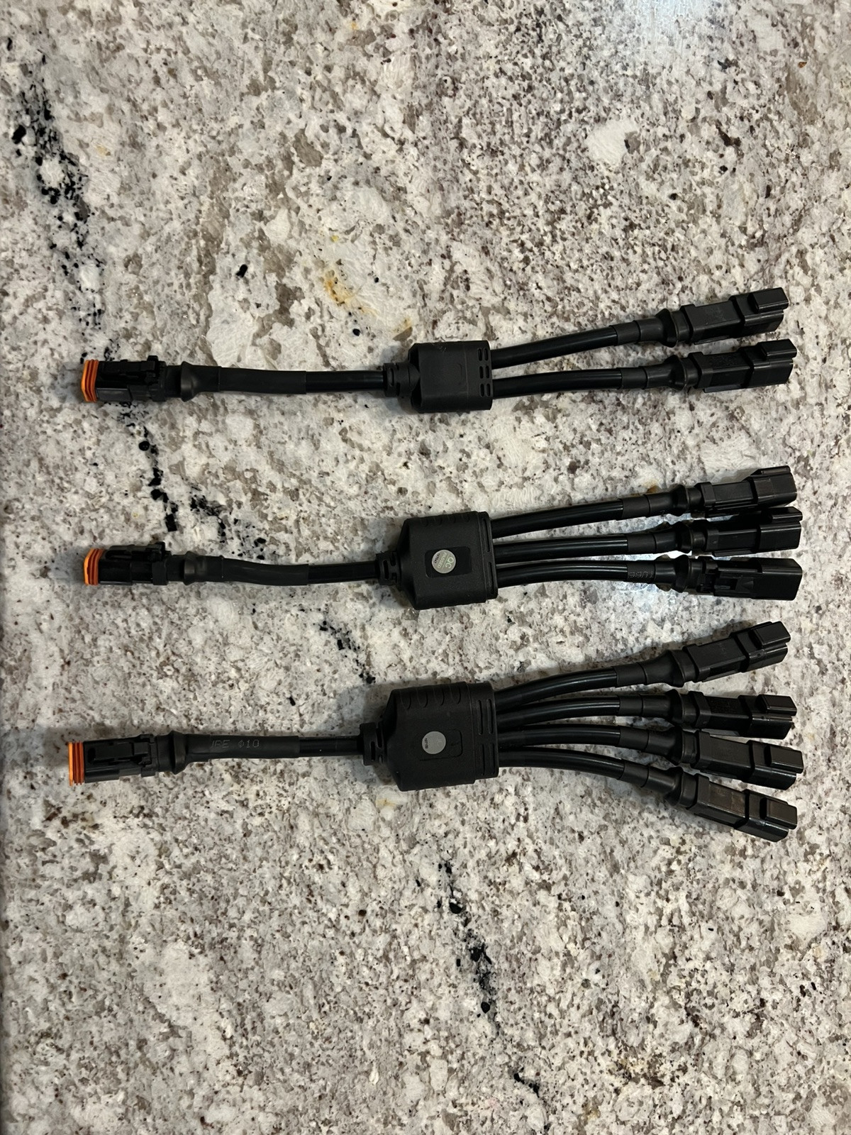 IP67 Y-type Waterproof Black DT Connector 2Pin Male and Female Splitter Deutsch
