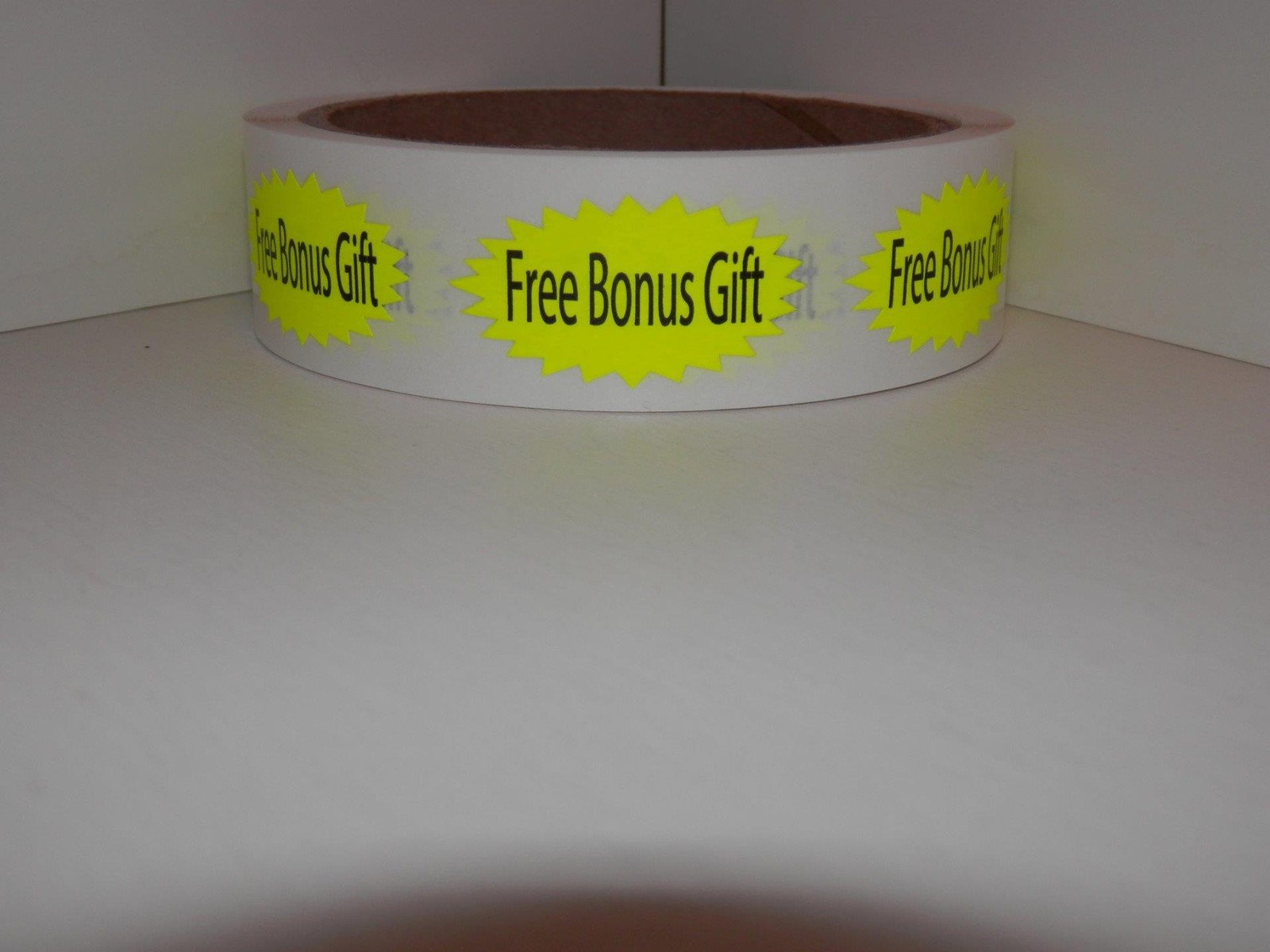 FREE BONUS GIFT .75×1.5 oval starburst fluor chartreuse Sticker Label 250/rl