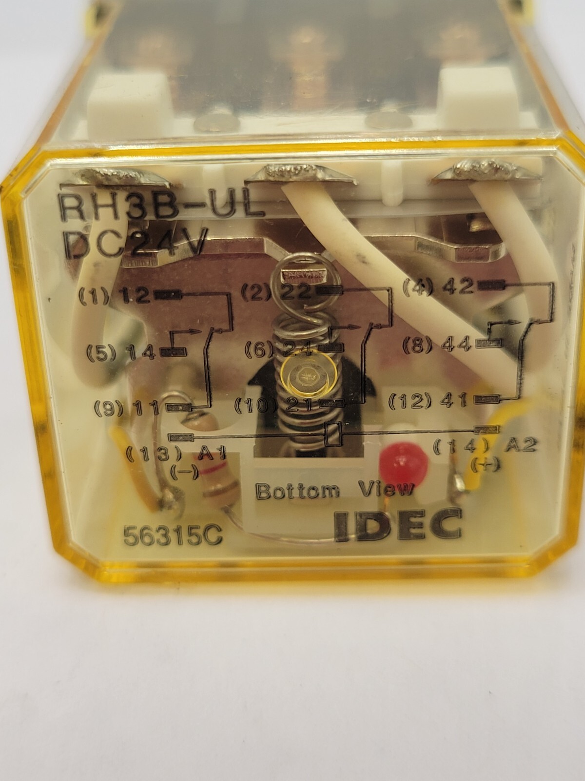 IDEC RH3B-UL Relay Plug-in Mount 3PDT 10A 240V Coil 24VDC 11-Pin Blade Terminal