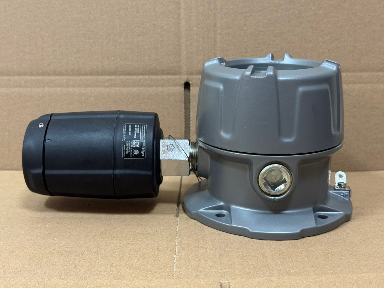 Drager / Gas Detector / Polytron 8100 / 8344403 / 6812675