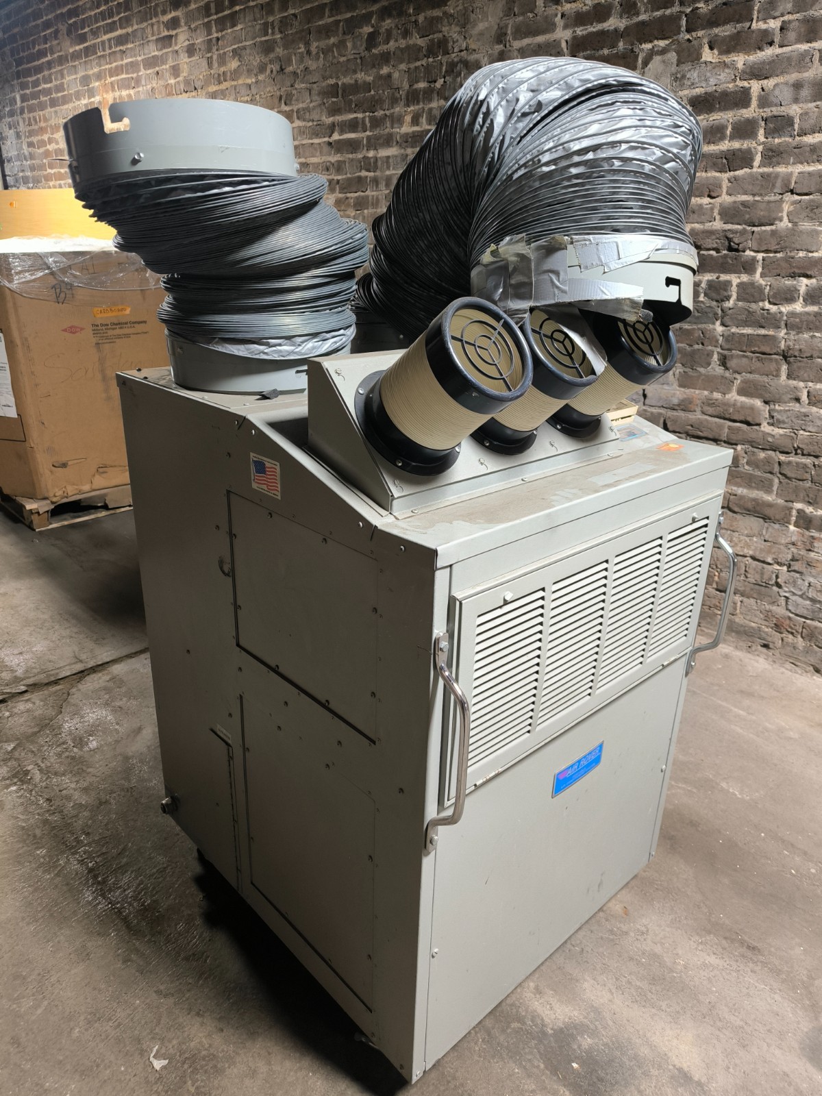 Air Rover XL2400 Commercial Portable Air Conditioner 27400 BTU/HR 208/230 V 1 PH