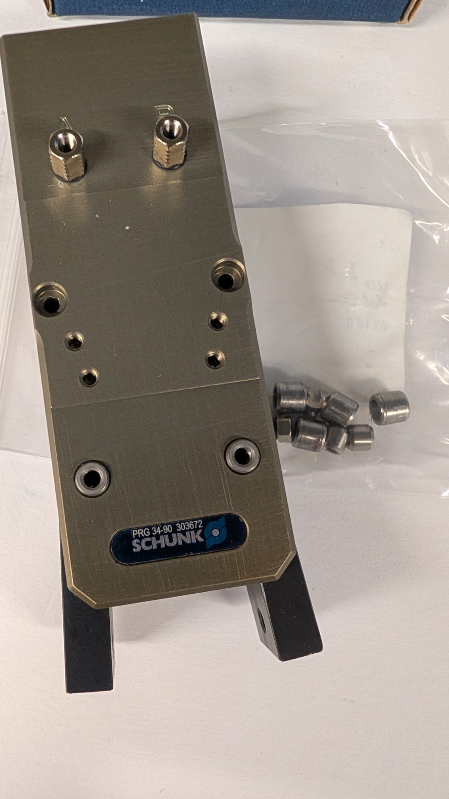 Schunk RADIAL GRIPPER PRG 34-90 0303672 (90°opening angle per jaw)