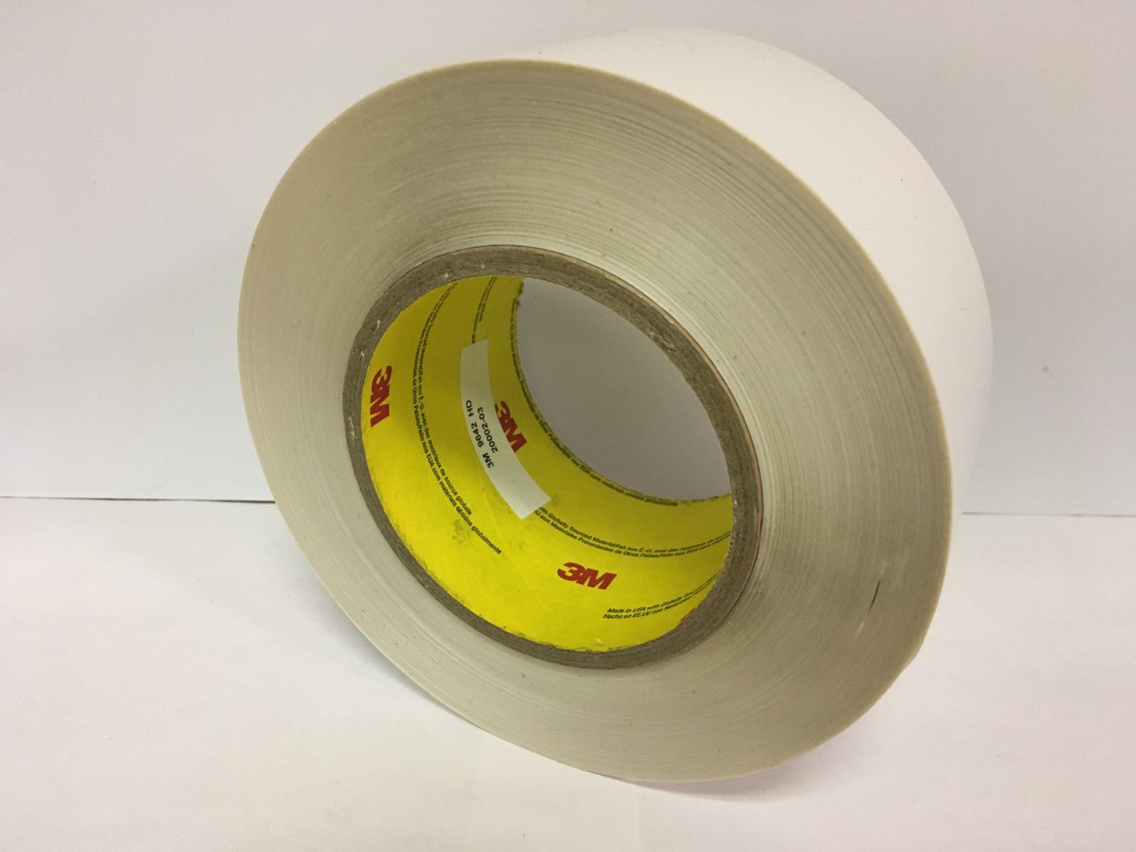 3M 96042 Double Coated Tape, 2.5-in x 60-yd (New, Old Stock: 2020-2021)