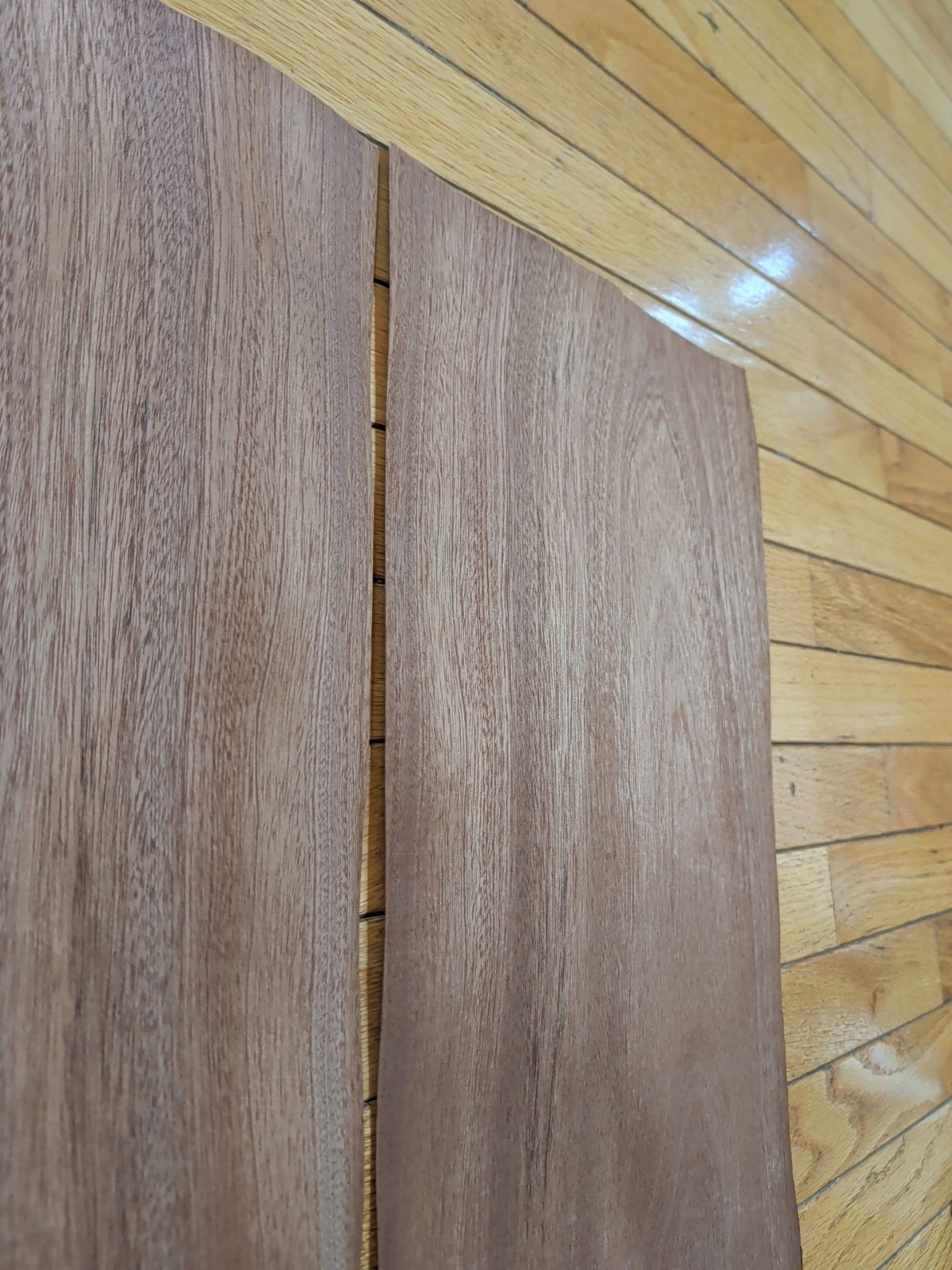 Sapele mahogany wood veneer 2 pieces 10 1/2″ x 21″ each 1/42″ raw buckled