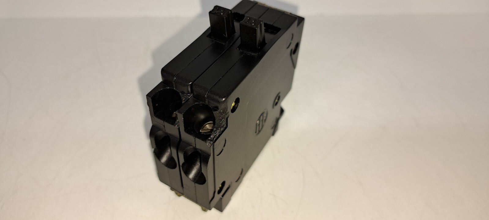 ITE QT1-1515 TANDEM 15 AMP Circuit Breaker EQ-T QTI-1515 Closed Clip FLAW