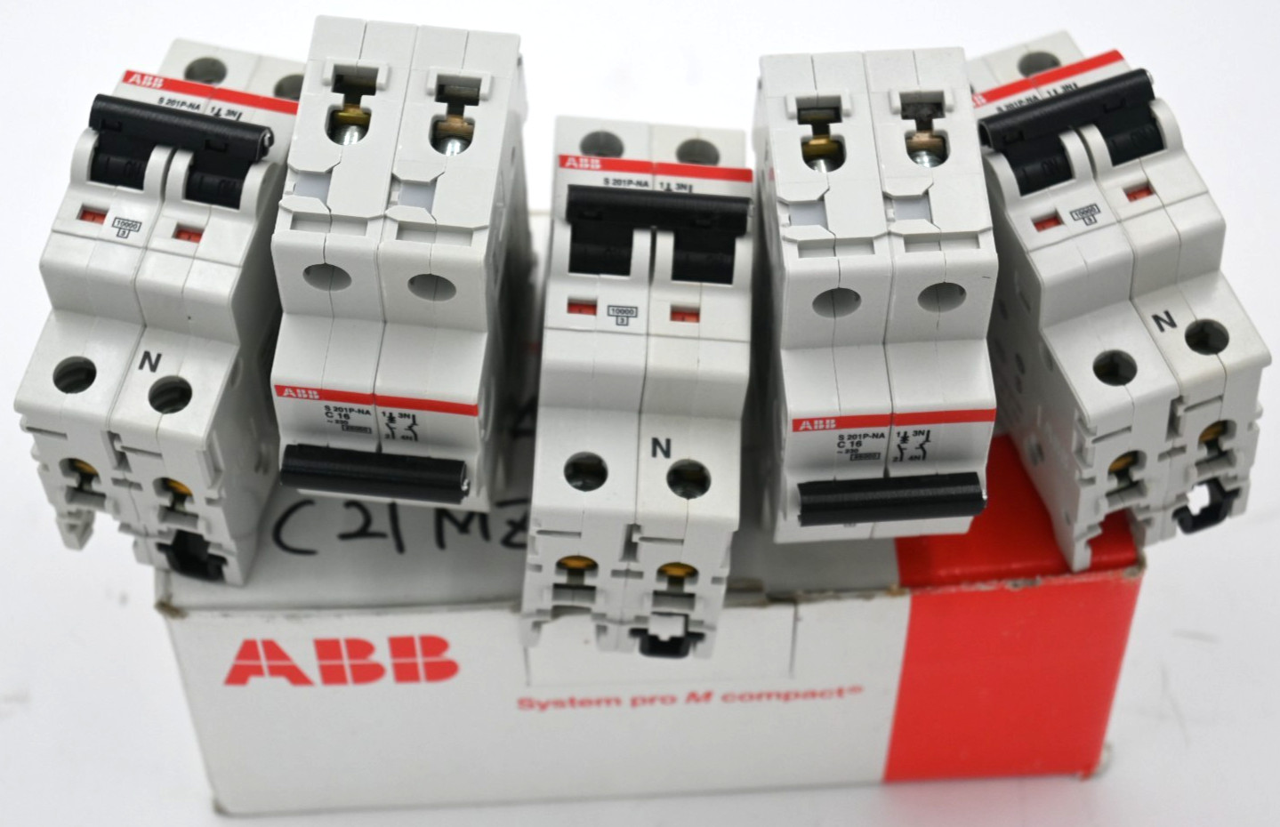 ABB S201P-C16NA Circuit Breaker 2CDS 281103 R0164 (1 BOX-5 PCS)