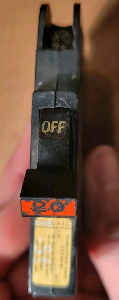 Federal Pacific Electric FPE STAB-LOK NC120 Thin Line 1 Pole 20A Circuit Breaker
