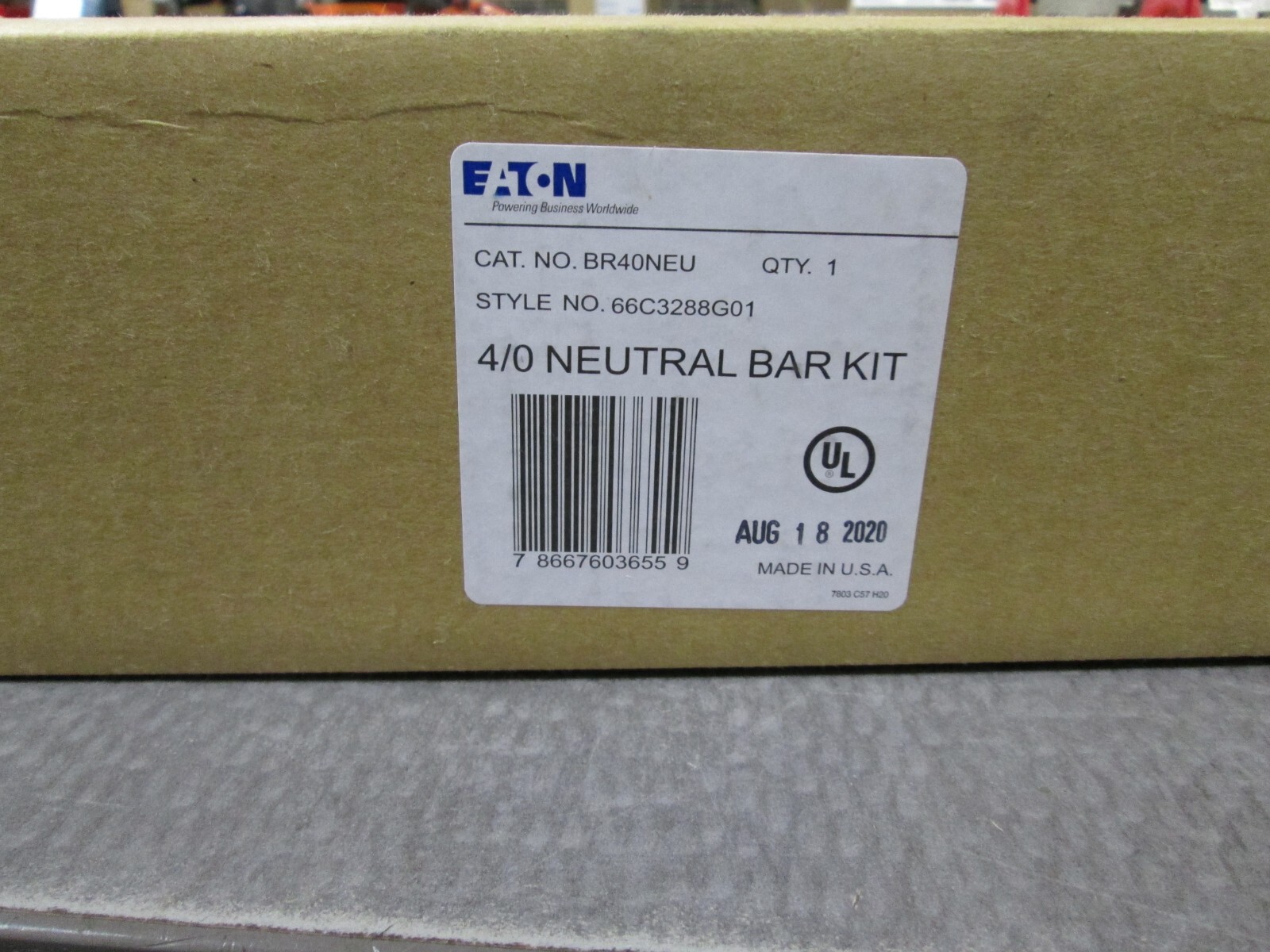Eaton NSB BR40NEU, 4/0 Neutral bar Kits For Load Centers and Panelboards NEW