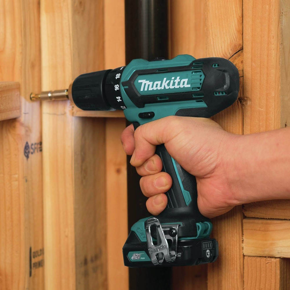 Makita FD05R1-R 12V MAX CXT 3/8″ Drill Driver Kit (2 Ah) Certified Refurbished