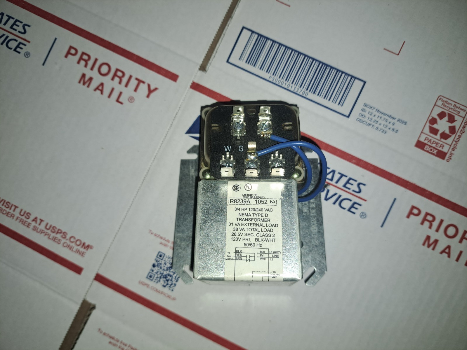 Honeywell R8239A 1052 Fan Center Relay + Transformer 120/240V Boiler Air Handler