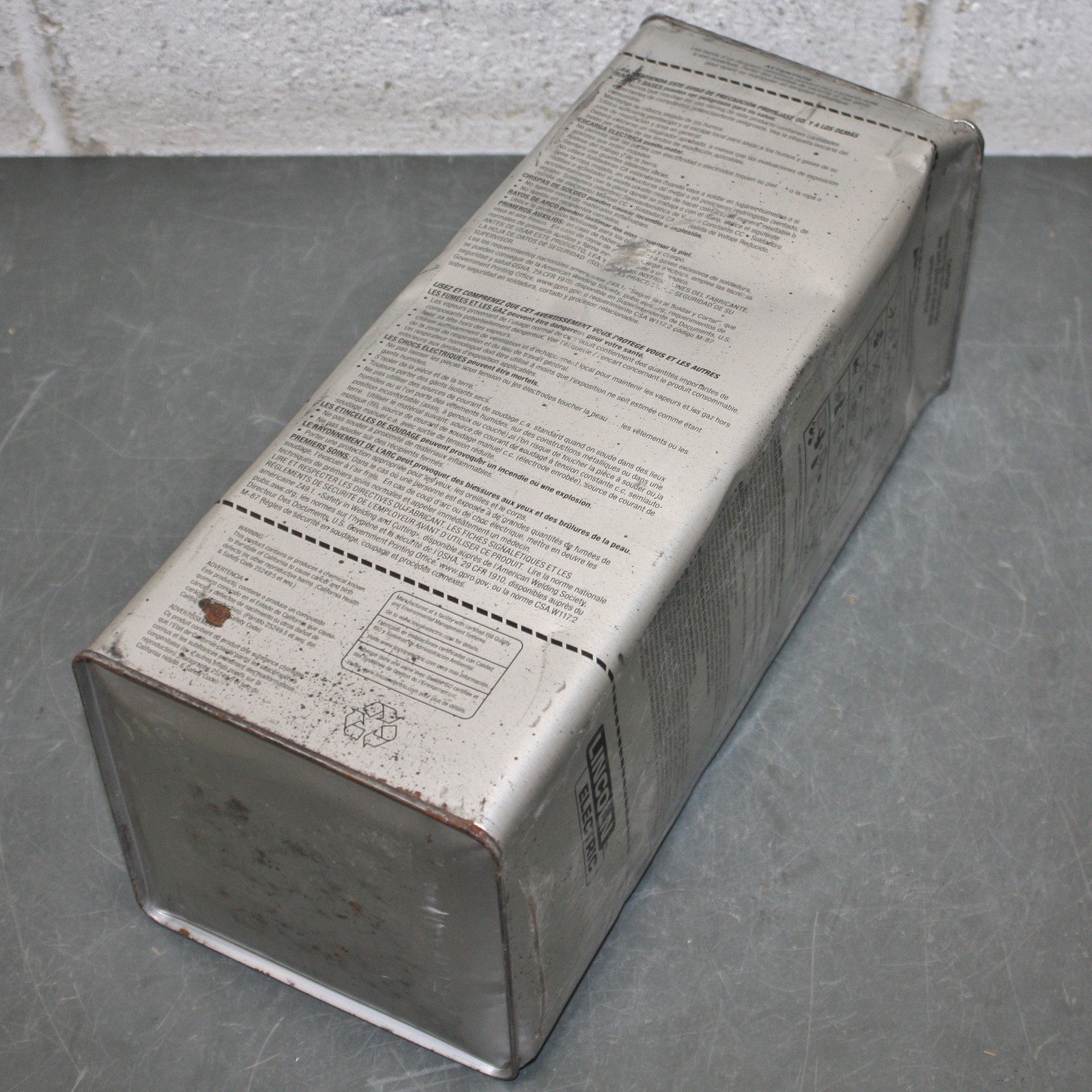 (50 lb) Lincoln Excalibur Stick Electrode 8018-C3 MR, 5/32″ x 14″, Welding Rod