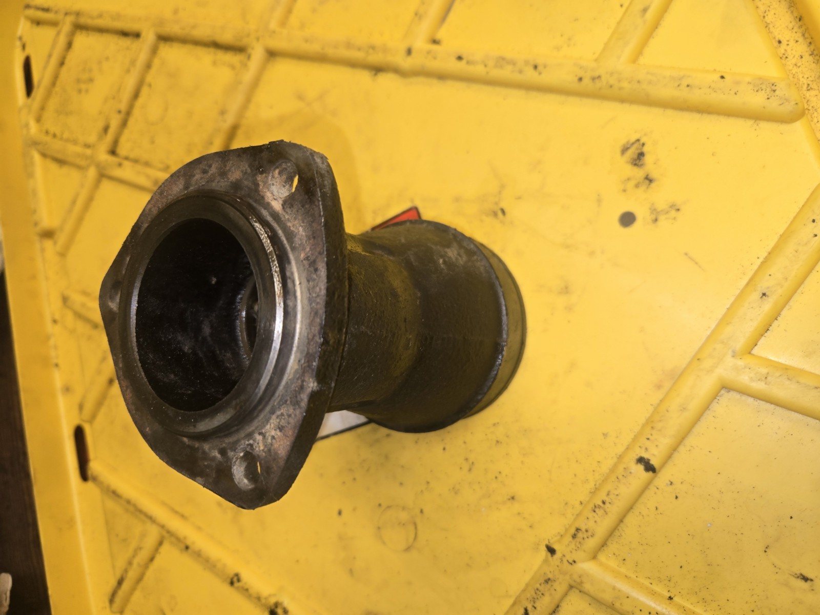 Ford CM224 Rear Axle Input Housing SBA322261832