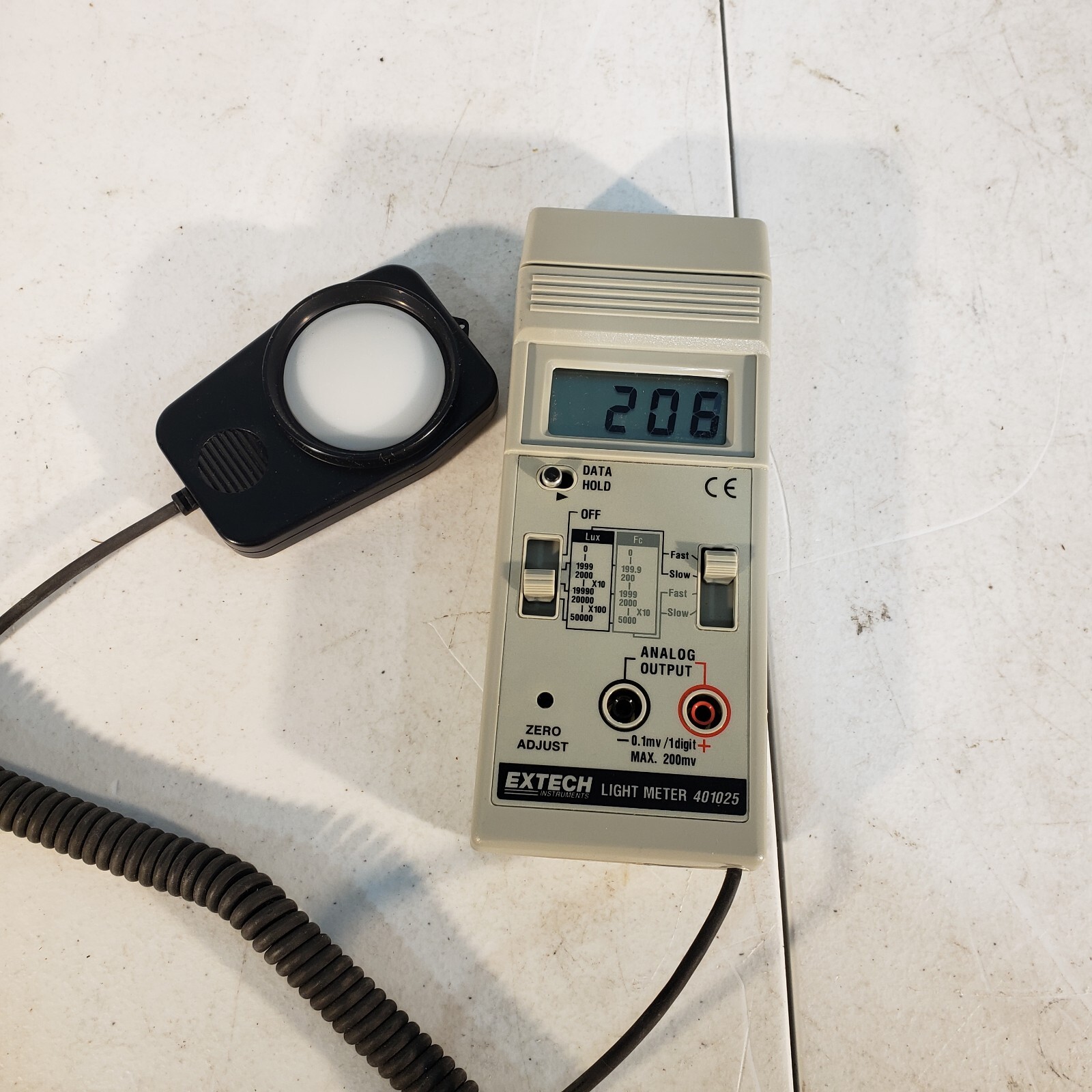 Extech 401025 Digital Light Meter,0-5000 Foot Candles, Tested Working