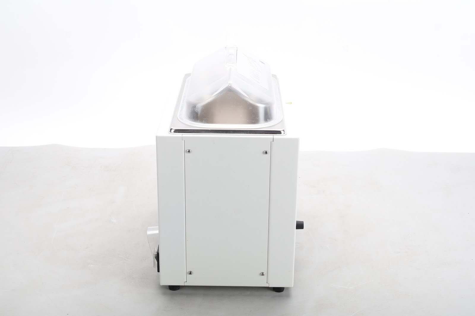 VWR 89032-214 Digital Heated Water Bath 5L With Power Cable, Bottom Pan, and Lid
