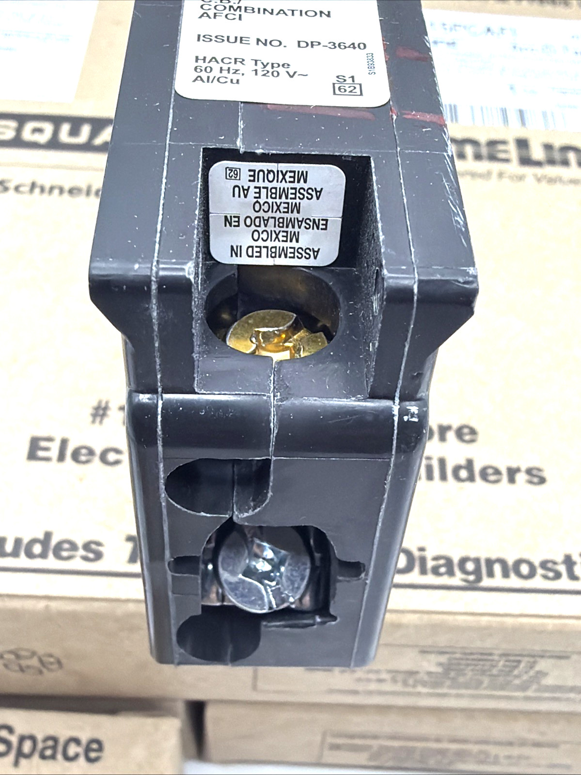 SQUARE D HOM115PCAFI 15A ARC FAULT AFCI PLUG-ON NEUTRAL BREAKER NEW LOT OF 10