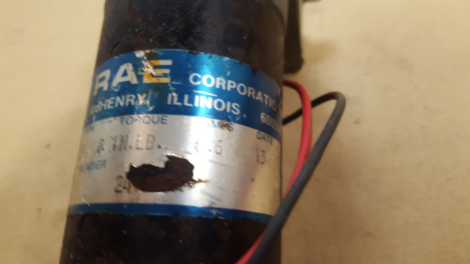 6VOLT, 129RPM, 8 LB TORQUE 5.6AMP, RAE CORPORATION MOTOR