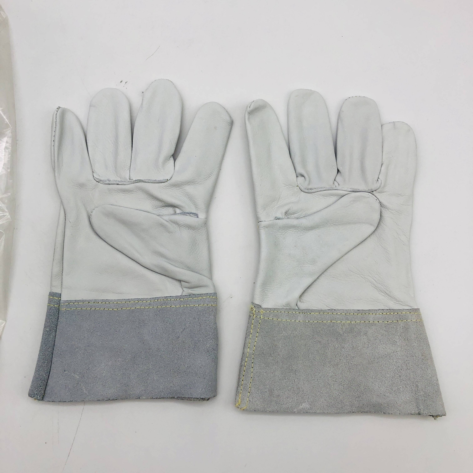 PIP 75-2022 Welders Gloves Sz Medium Top Grain Cowhide Leather Mig Tig 12 Pairs
