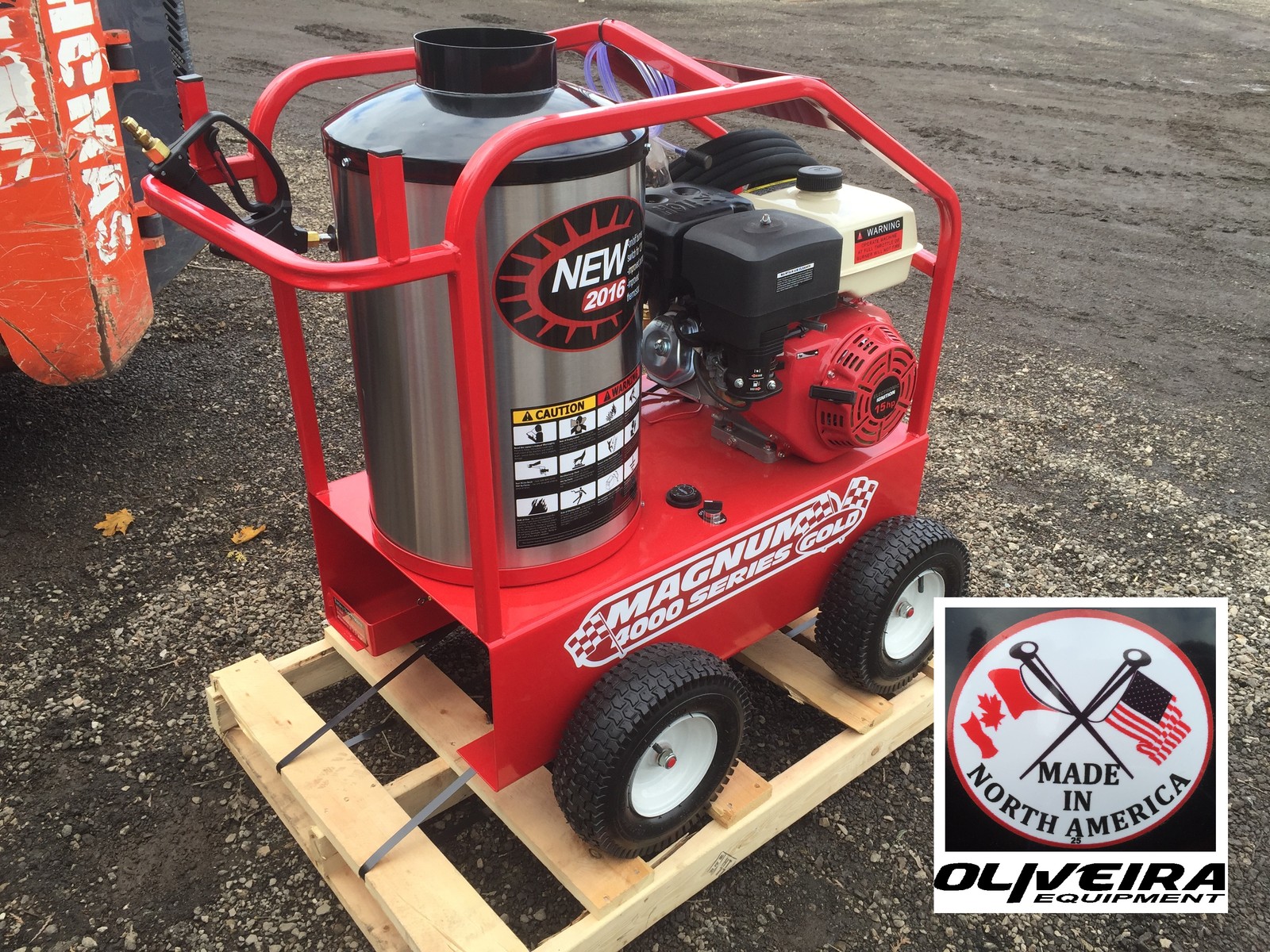 ***SALE*** Magnum 4000 PSI Hot water pressure washer, 15 HP Gas units