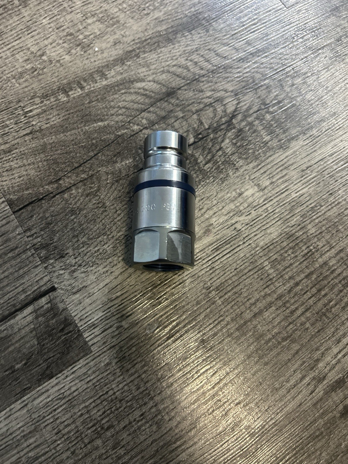HT6F6 – HT-Series Flushface Female Threaded Plug