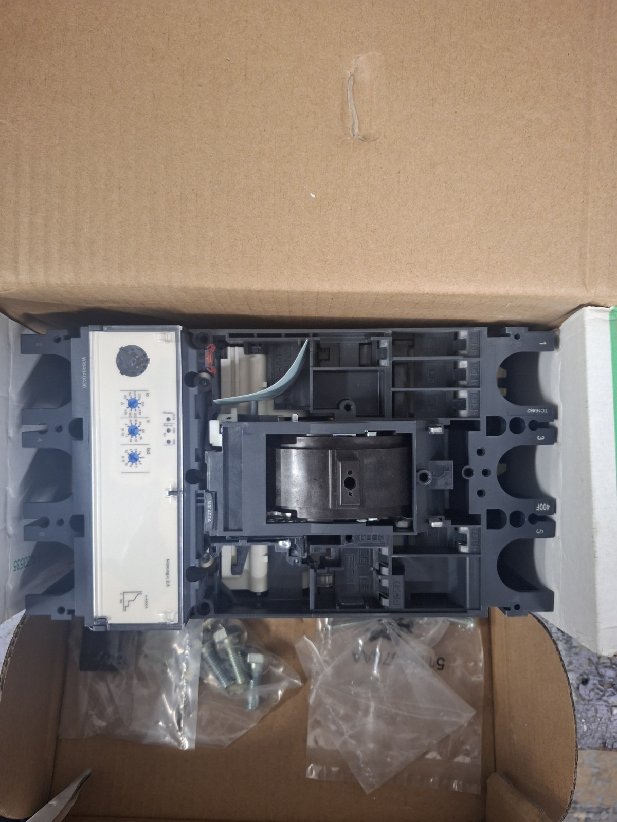 Schneider Electric NSX400F Compact Circuit Breaker